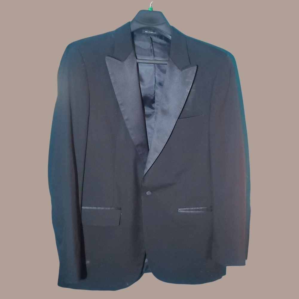 FWI Formalwear International Wool Tuxedo Jacket